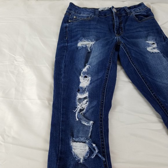 Refuge Jeans Womens Size 2 Mid Rise Skinny Leg Destroyed Medium Wash Blue Denim - Picture 12 of 15